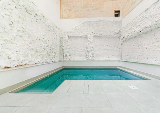 אליקאנטה Apartamentos Breton 17 Suite Con Terraza מראה חיצוני תמונה
