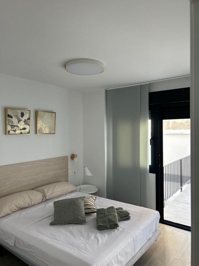 אליקאנטה Apartamentos Breton 17 Suite Con Terraza מראה חיצוני תמונה