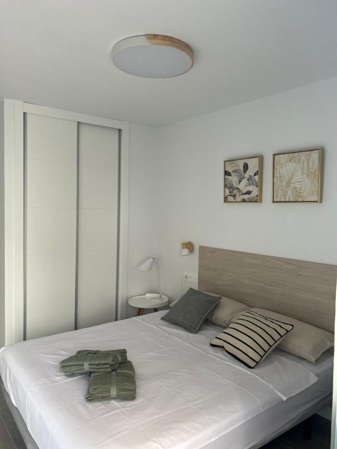 אליקאנטה Apartamentos Breton 17 Suite Con Terraza מראה חיצוני תמונה